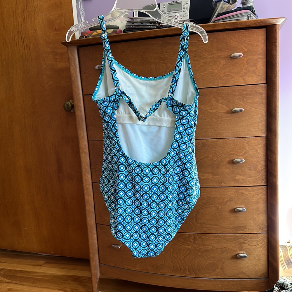 Bule pattern bathing suit - Picture 2 of 6